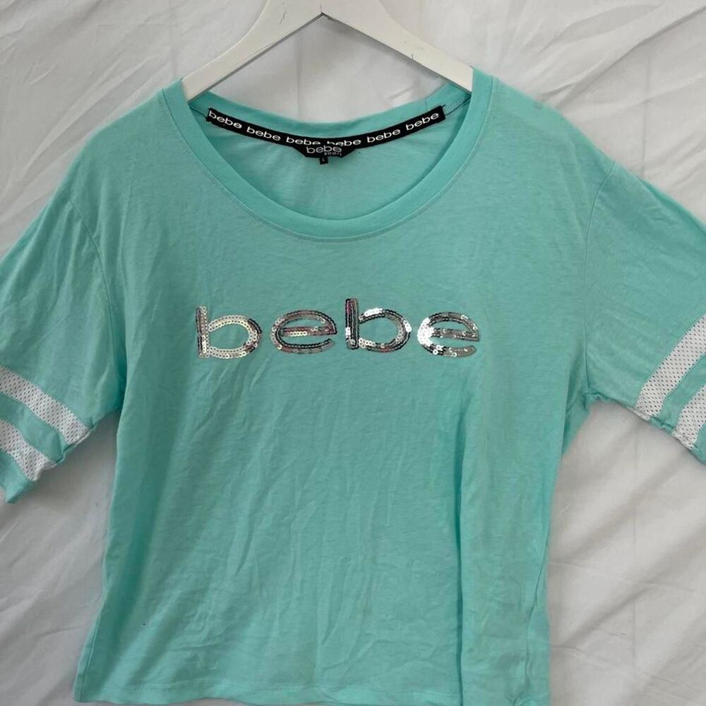 Bebe Women's Blue and Green T-shirt